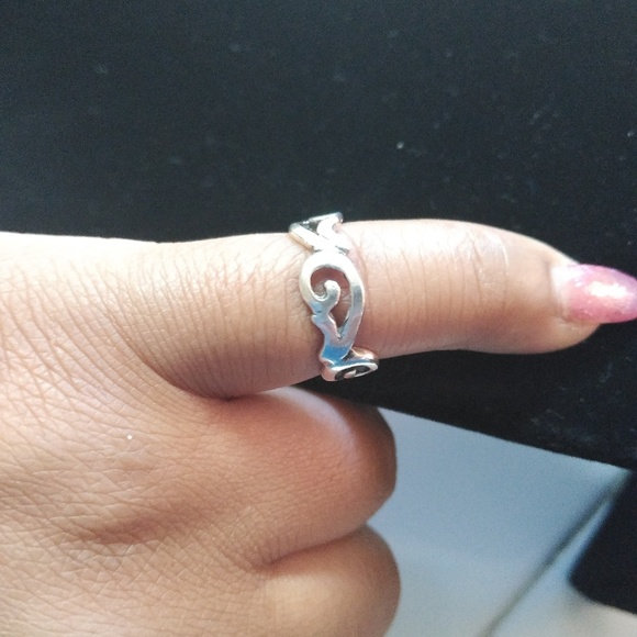 Jewelry - 925 Sterling Silver 🌊 Wave Ring